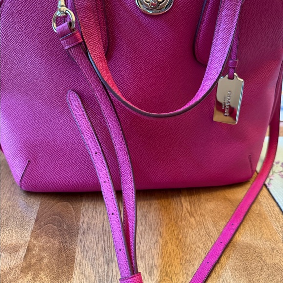 Coach Pink Leather Shoulder Bag with Gold Accents - Picture 6 of 7